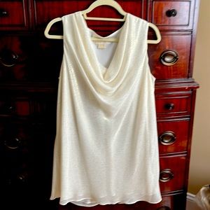 Sleeveless with underlay loose cowl neck